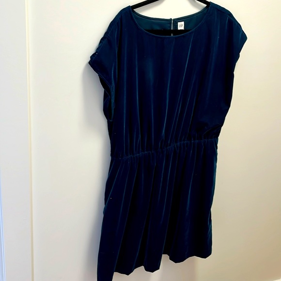 Velvet dress - Picture 1 of 4